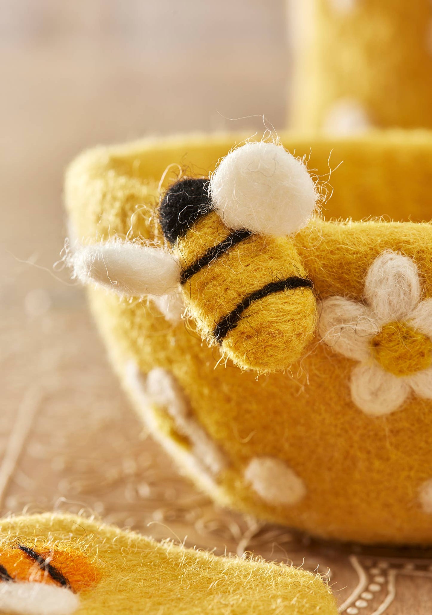 Felt Bee & Daisy Decorative Bowl