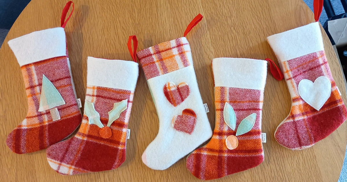 VINTAGE ME - Vintage Wool Christmas Stockings