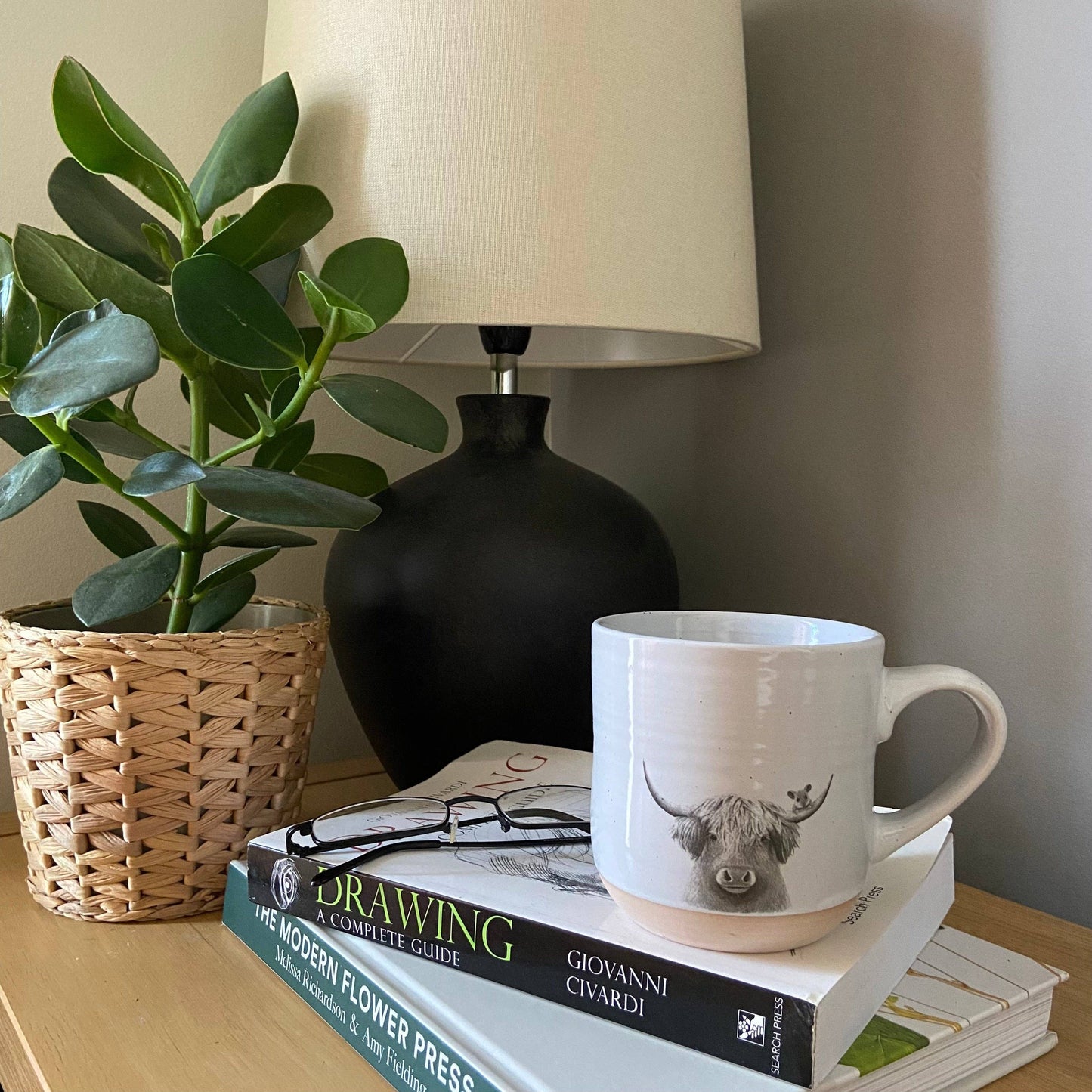 Bessie Highland Cow & Mouse Stoneware Mug