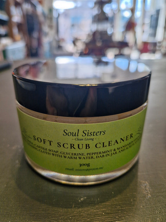 SOUL SISTERS - Soft Scrub